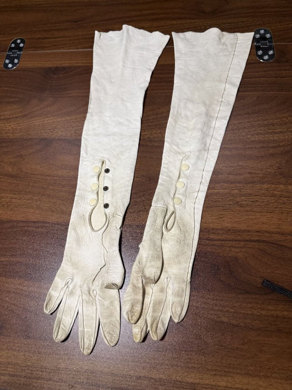 Vintage Ivory Leather Kids Opera Length Gloves